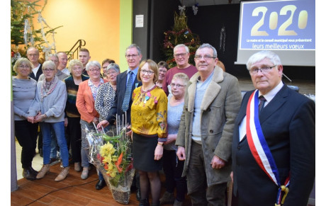 Remise de la Médaille de bronze à Madame Joëlle Tellier